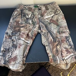 Vintage Cabela’s Camo Cargo Pants Flare Low Waisted